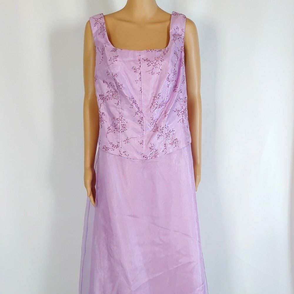 PRICE JUST REDUCED!! NWOT Faviana Long Gown in Lilac Color